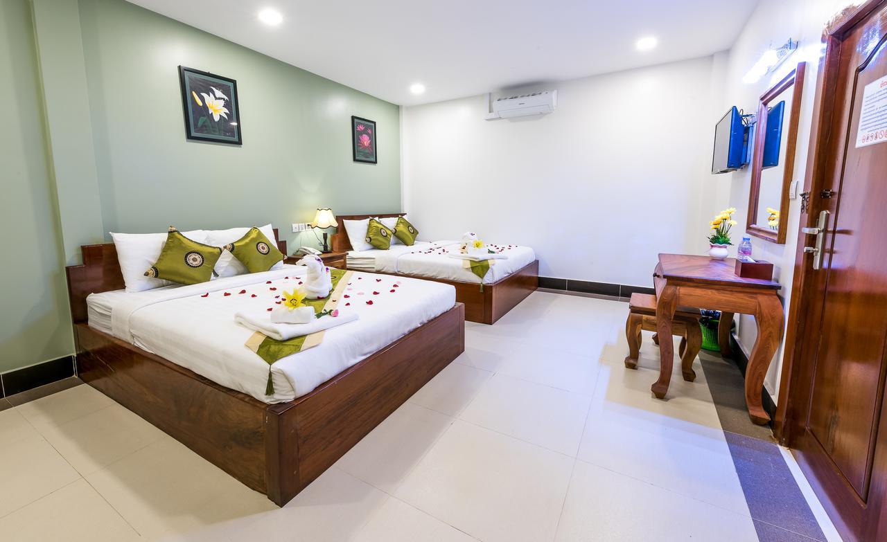Nks Hotel Phnom Penh Eksteriør bilde