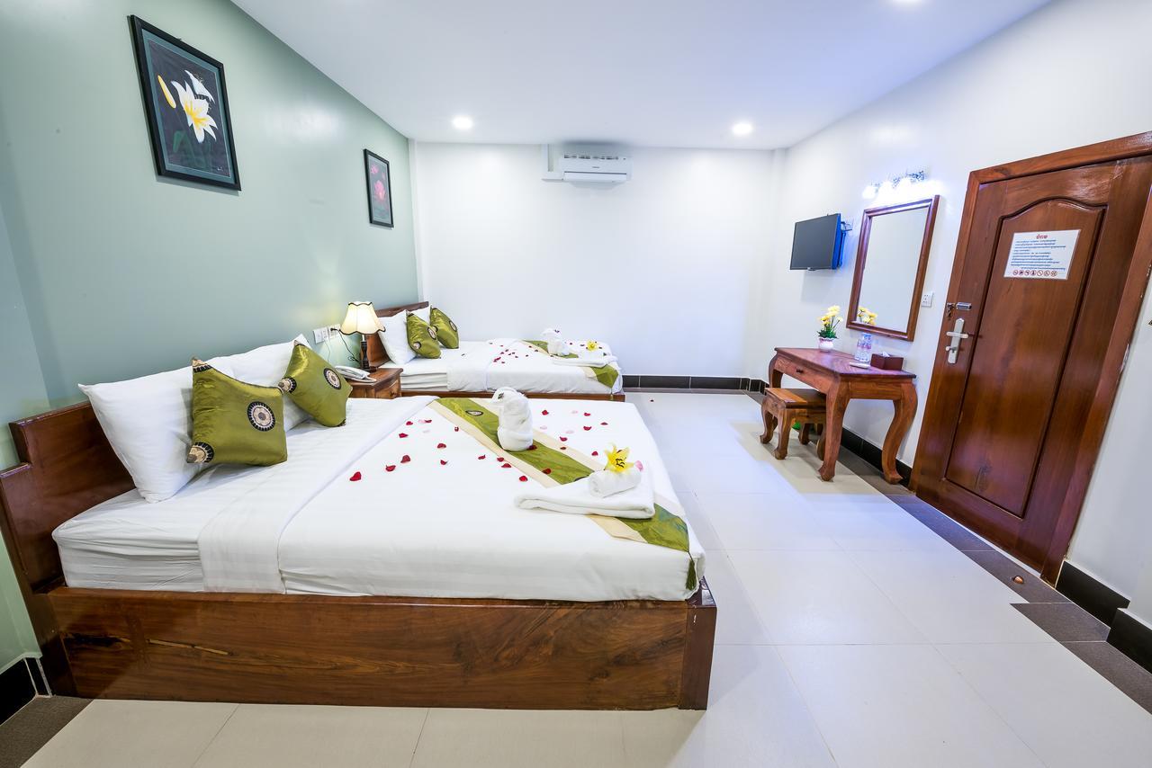 Nks Hotel Phnom Penh Eksteriør bilde