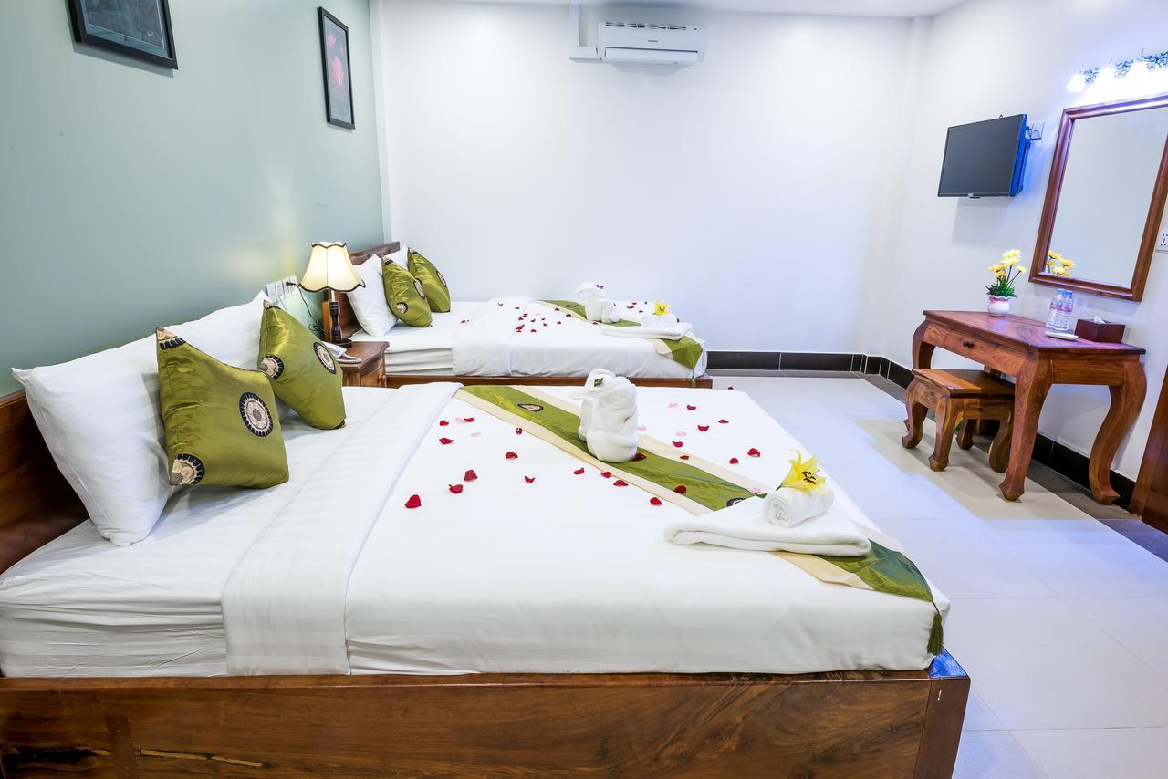 Nks Hotel Phnom Penh Eksteriør bilde